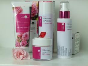 化妝品批發(fā)生意全解析 利潤(rùn)空間、代理選擇與創(chuàng)業(yè)指南